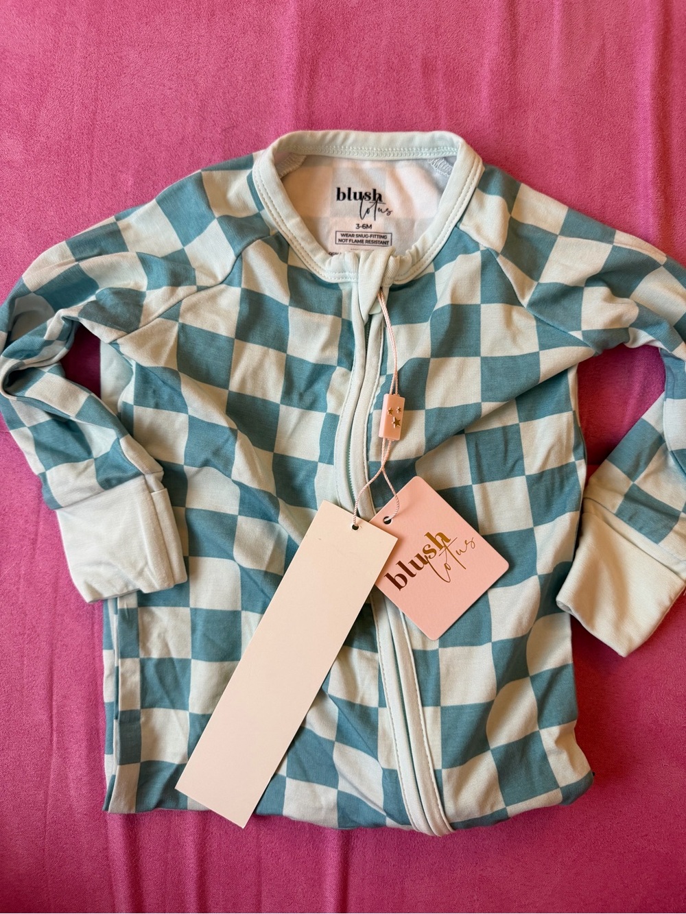Blush Lotus Checkered Zippy